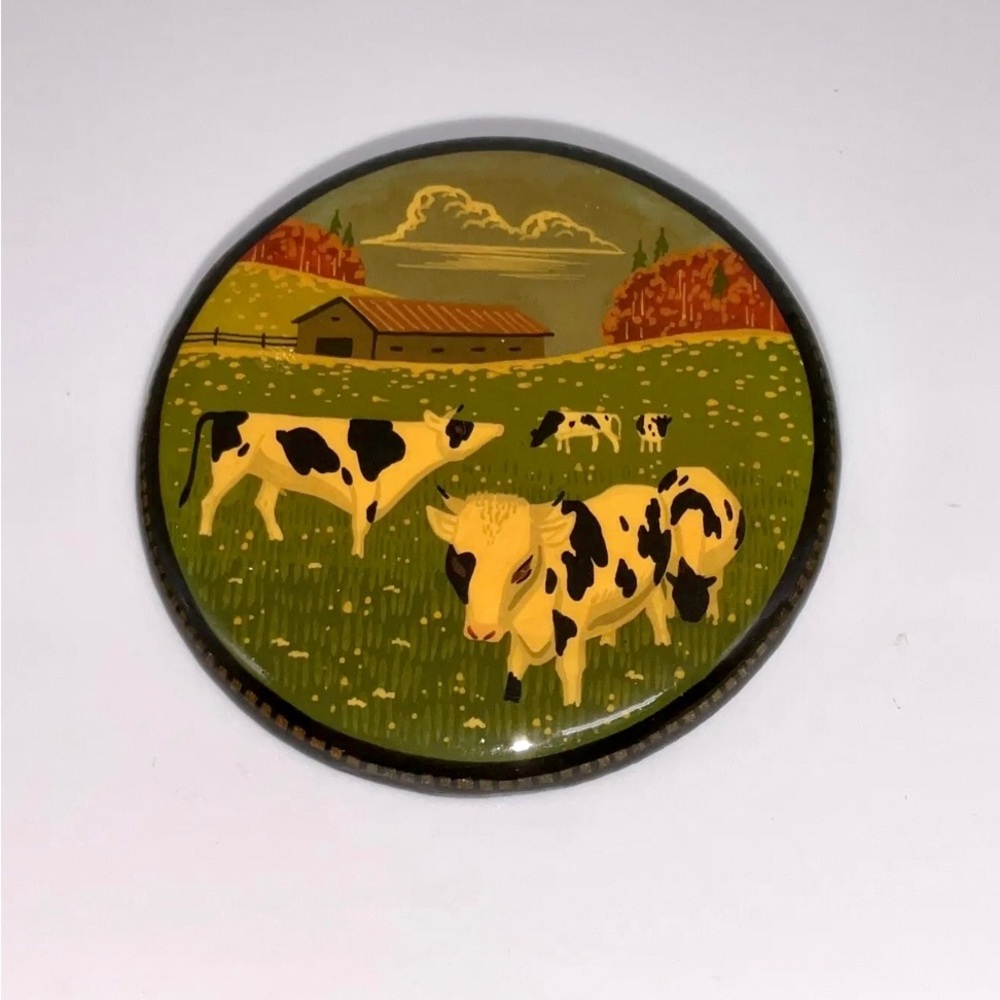 Beautiful Vintage Rare Signed Russian Lacquerware Cow Brooch
